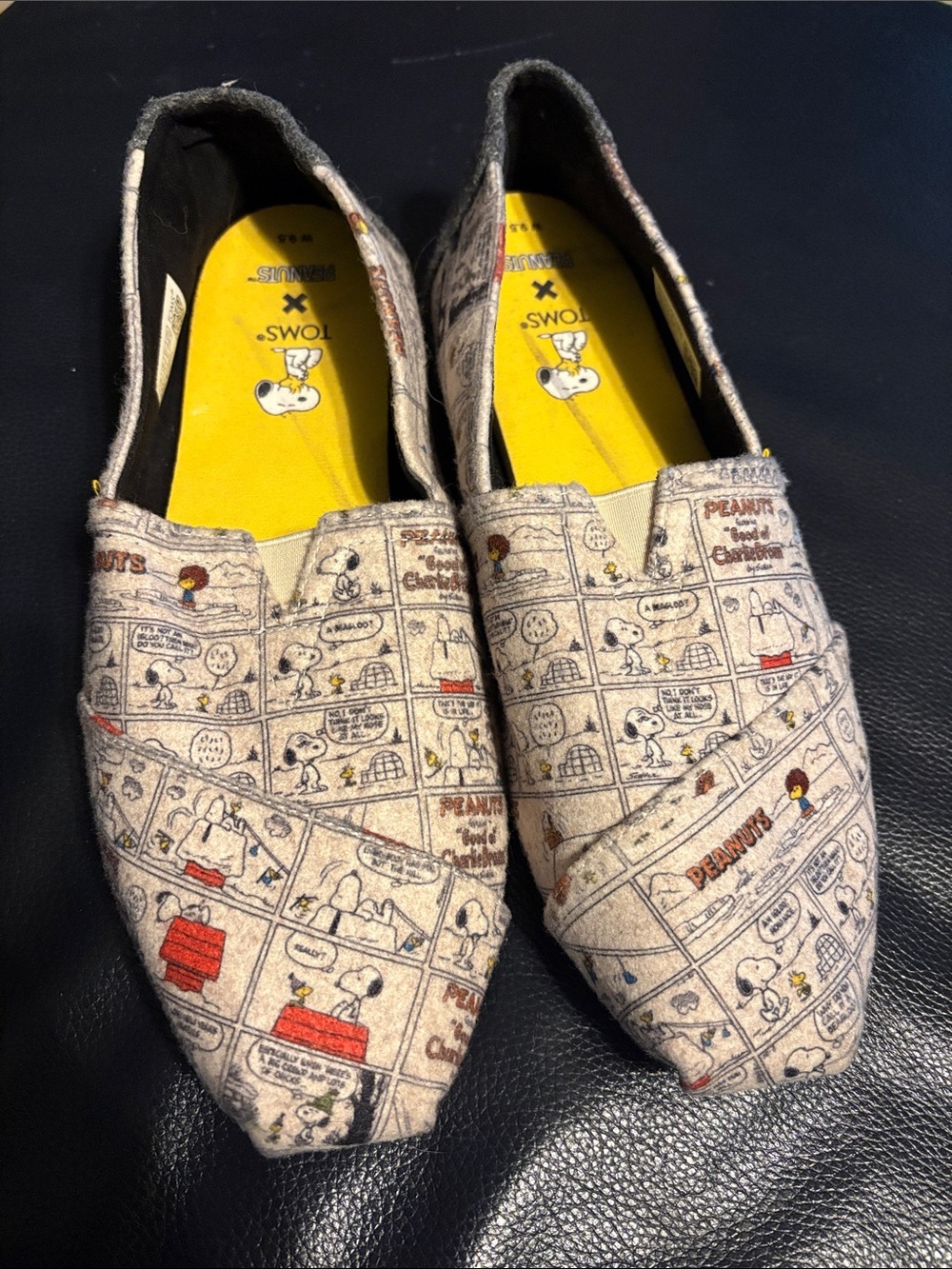 TOMS x Peanuts Snoopy Cartoon Strip Alpargata Shoes Slip-On